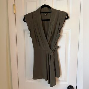Anthropologie Fei Olive Green Sleeveless Wrap Top, Size 4